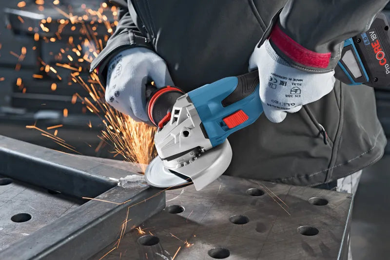 Cordless BITURBO angle grinder - GWS 18V-15 C Professional