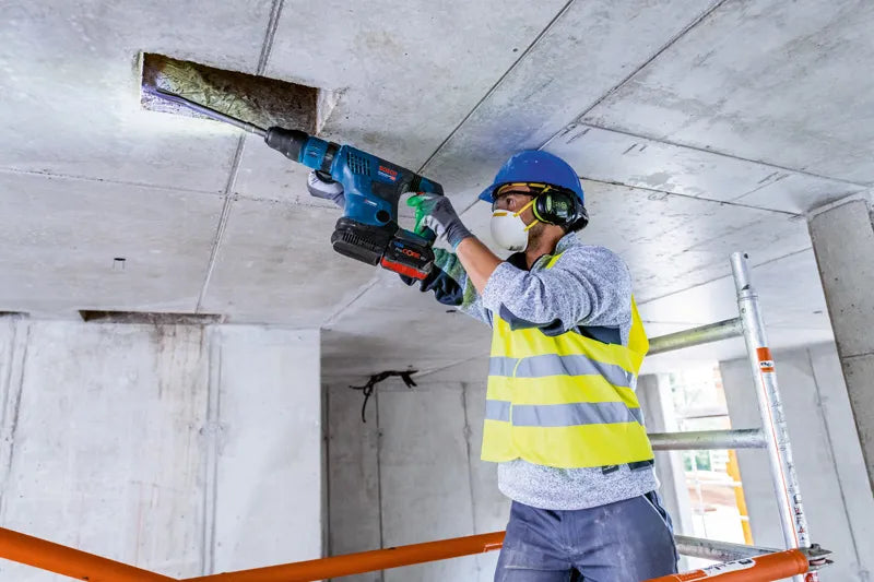 Cordless rotary hammer BITURBO with SDS max - GBH 18V-36 C Professional