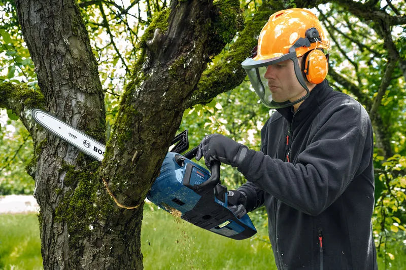 Chainsaw - GKE 18V-40 Professional