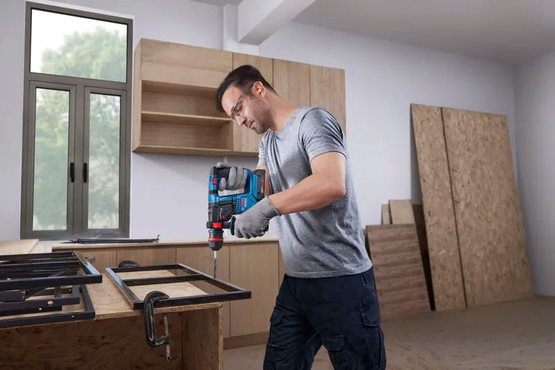 Cordless rotary hammer with ONECHUCK - GBH 18V-18 X Professional