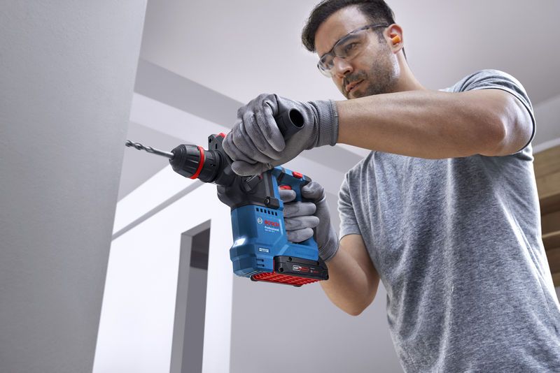 Cordless rotary hammer with ONECHUCK - GBH 18V-18 X Professional