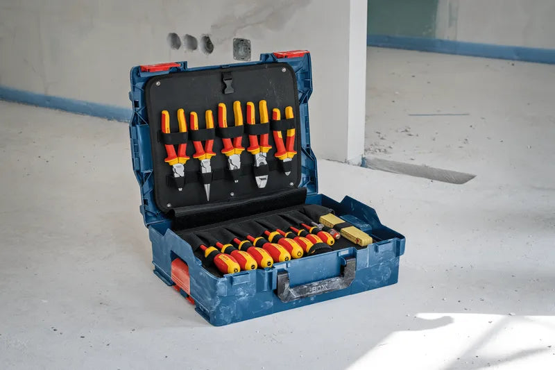 Electrician’s tool case with 37 pieces Professional