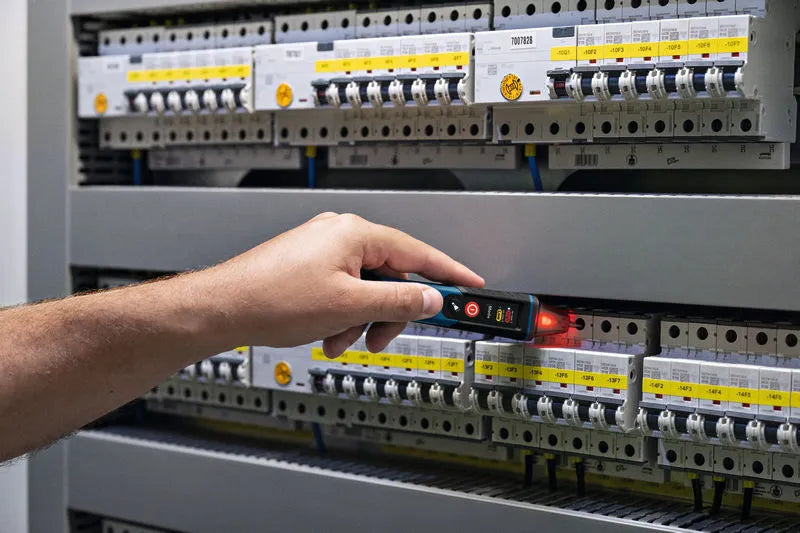 Non-contact voltage tester - GVD 1000-17 Professional