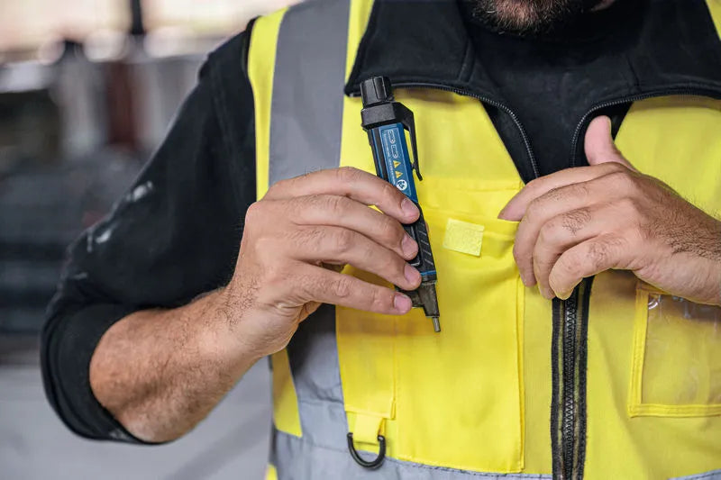 Non-contact voltage tester - GVD 1000-17 Professional