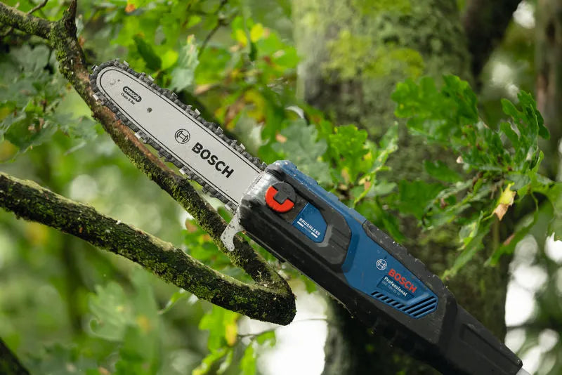 Cordless telescopic pruner - GKE 18V-25 TP Professional